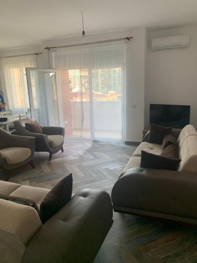 Daily Apartment ติรานา ภายนอก รูปภาพ